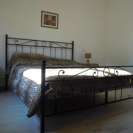 Agriturismo Piccolo Albero Loreto Aprutino Zimmer foto